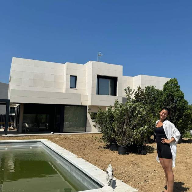 Nagore Robles a les obres de casa seva   Instagram