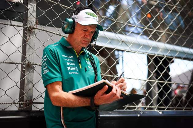 Adrian Newey libreta Aston Martin / Foto: Europa Press