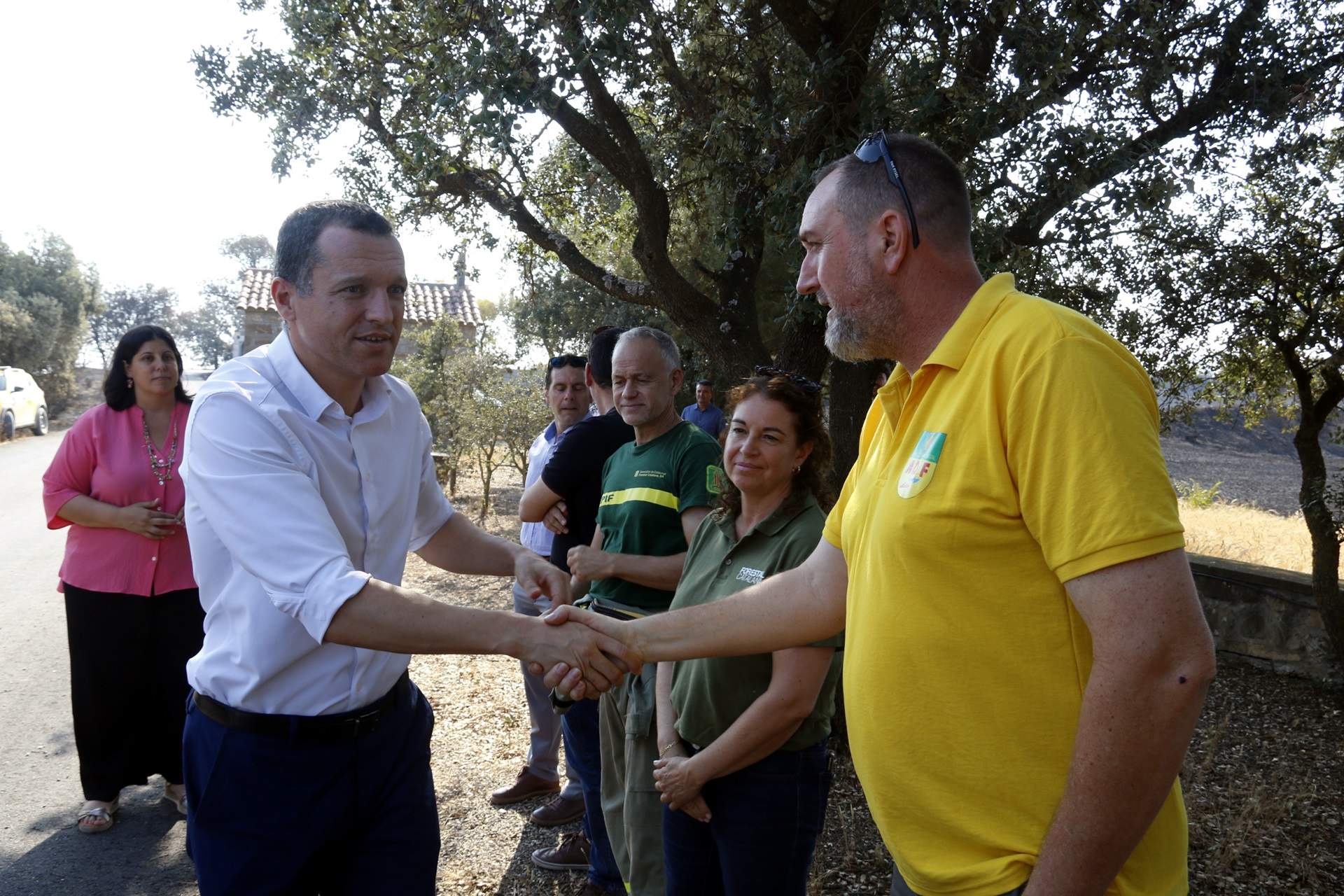 Pagesos afectats per l'incendi demanen al conseller Ordeig "menys traves i menys burocràcia" en la gestió
