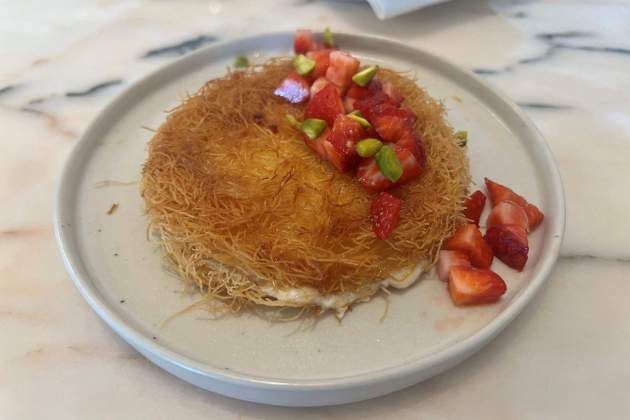 Kunefe del restaurant Lora Foto Rosa Molinero Trias Kunefe del restaurant Lora Foto Rosa Molinero Trias