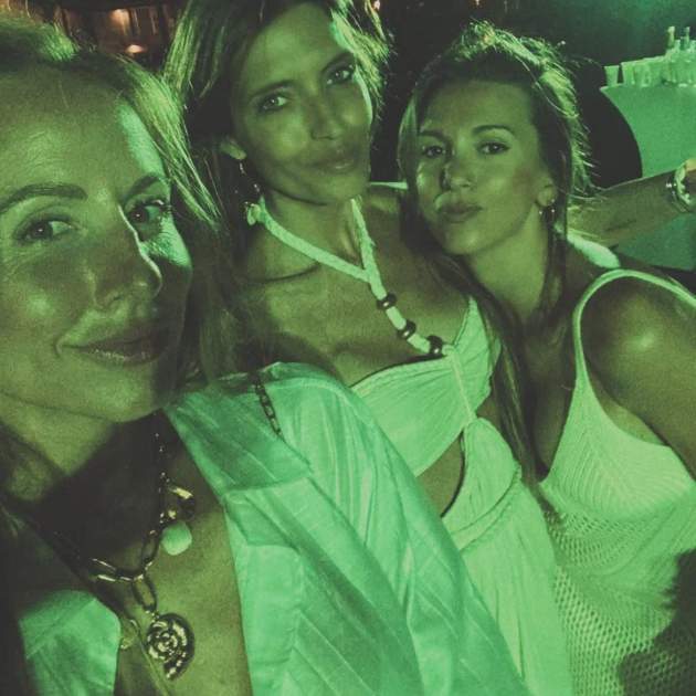 Sara Carbonero amb amigues / Instagram