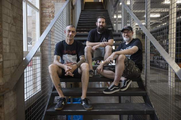 20250703 LLIBRE HEAVY METAL CATALA EDUARD CREMADES, DANI FARRUS, DANI MORELL / Foto: Montse Giralt 20250703 LLIBRE HEAVY METAL CATALA EDUARD CREMADES, DANI FARRUS, DANI MORELL / Foto: Montse Giralt
