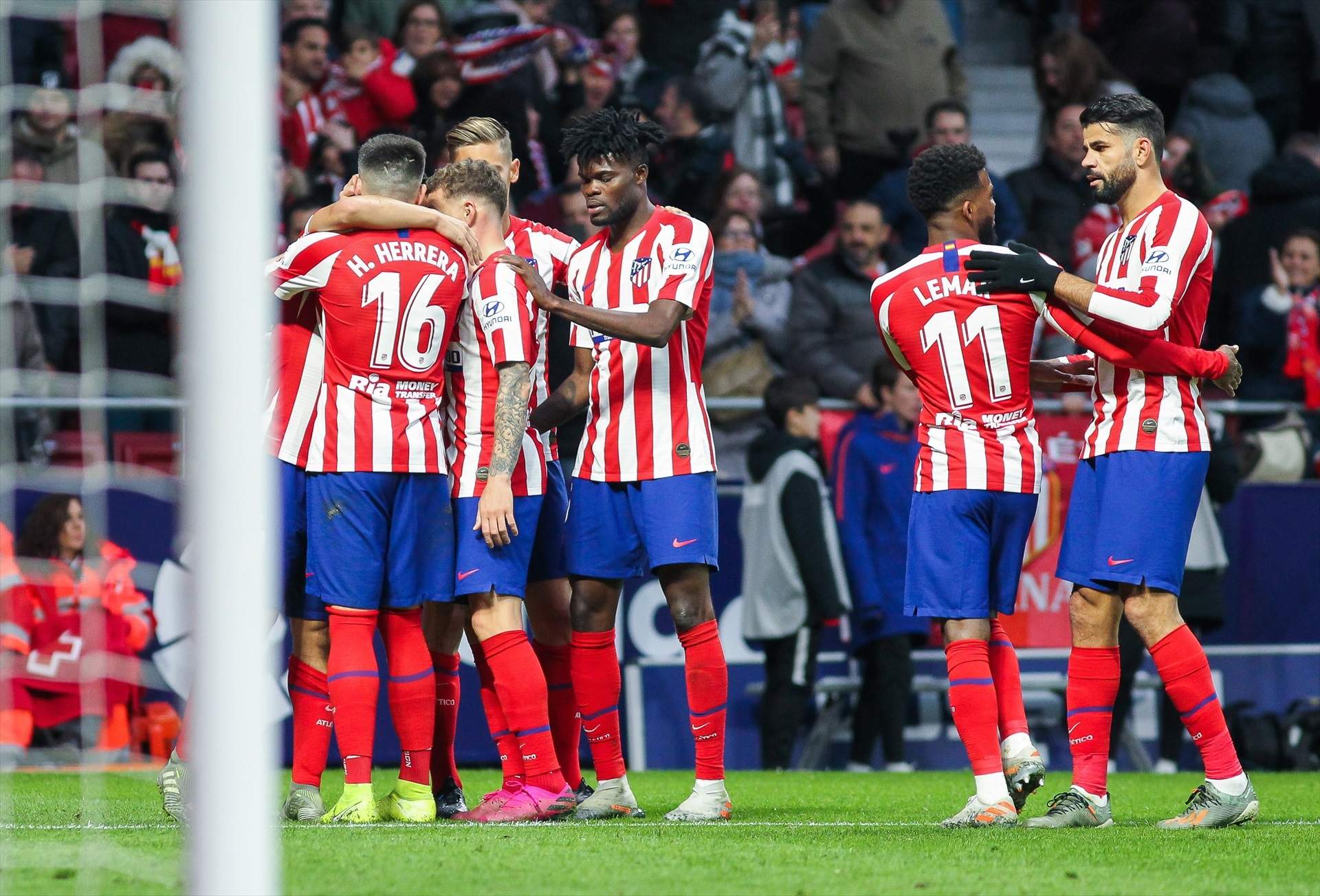 Un exjugador de l'Atlètic de Madrid, acusat de cinc càrrecs de violació