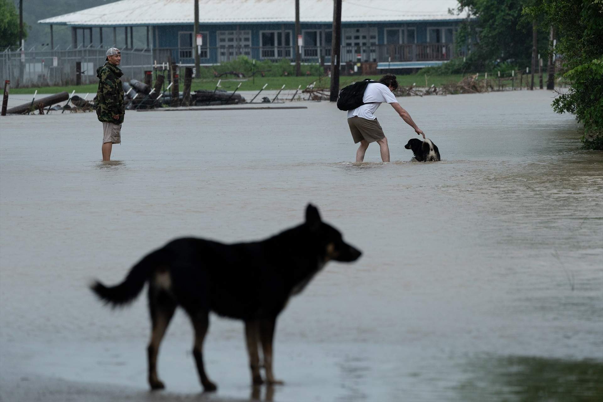 Al menos 25 muertos y decenas de desaparecidos en Texas por unas devastadoras inundaciones
