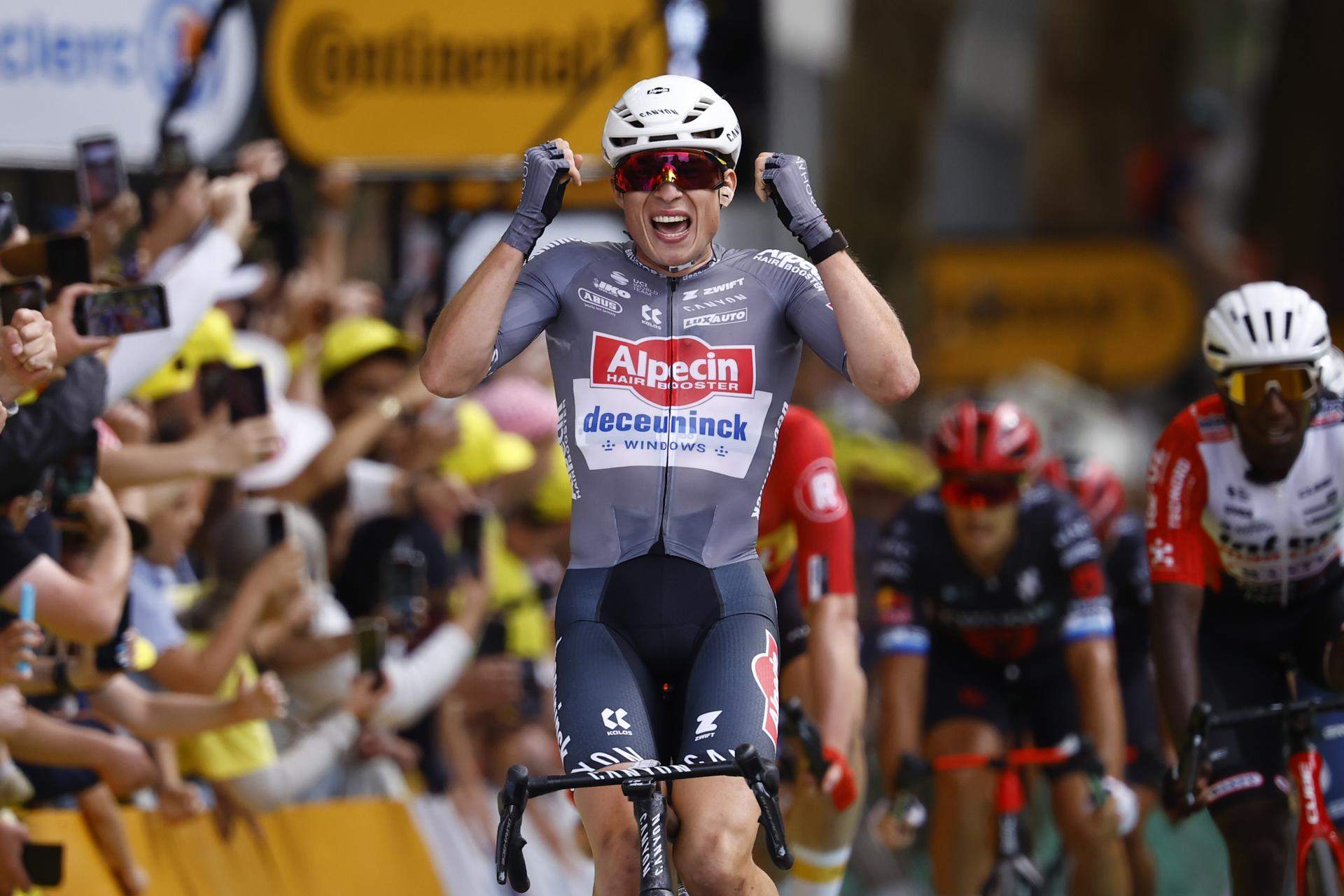 Philipsen se viste de amarillo tras una primera jornada del Tour de Francia tensa y caótica