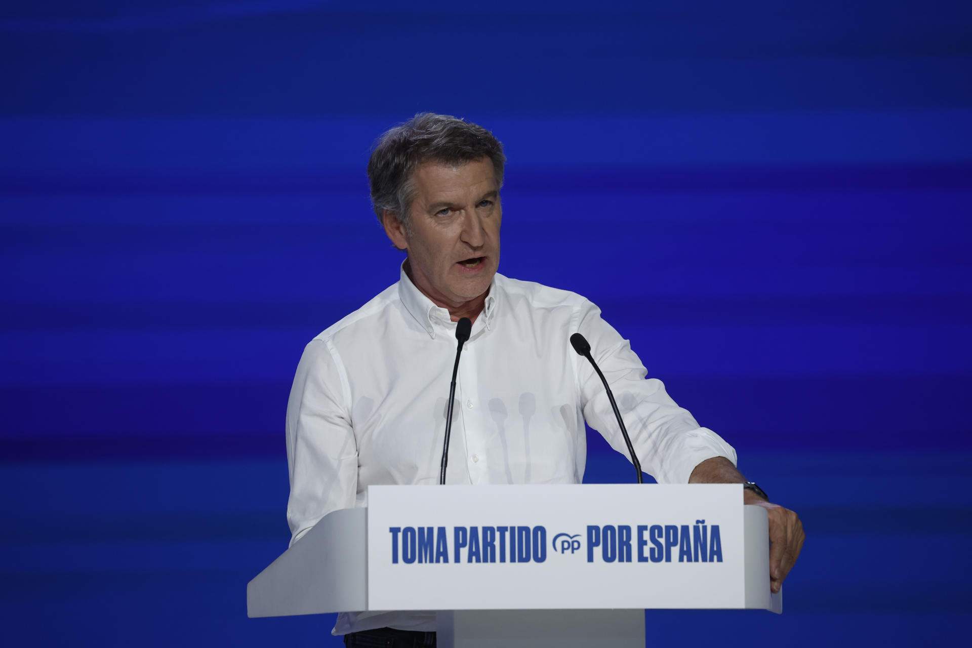 Feijóo, reelegido presidente del PP: “No negociaremos la unidad de los españoles, España no estará en venta”