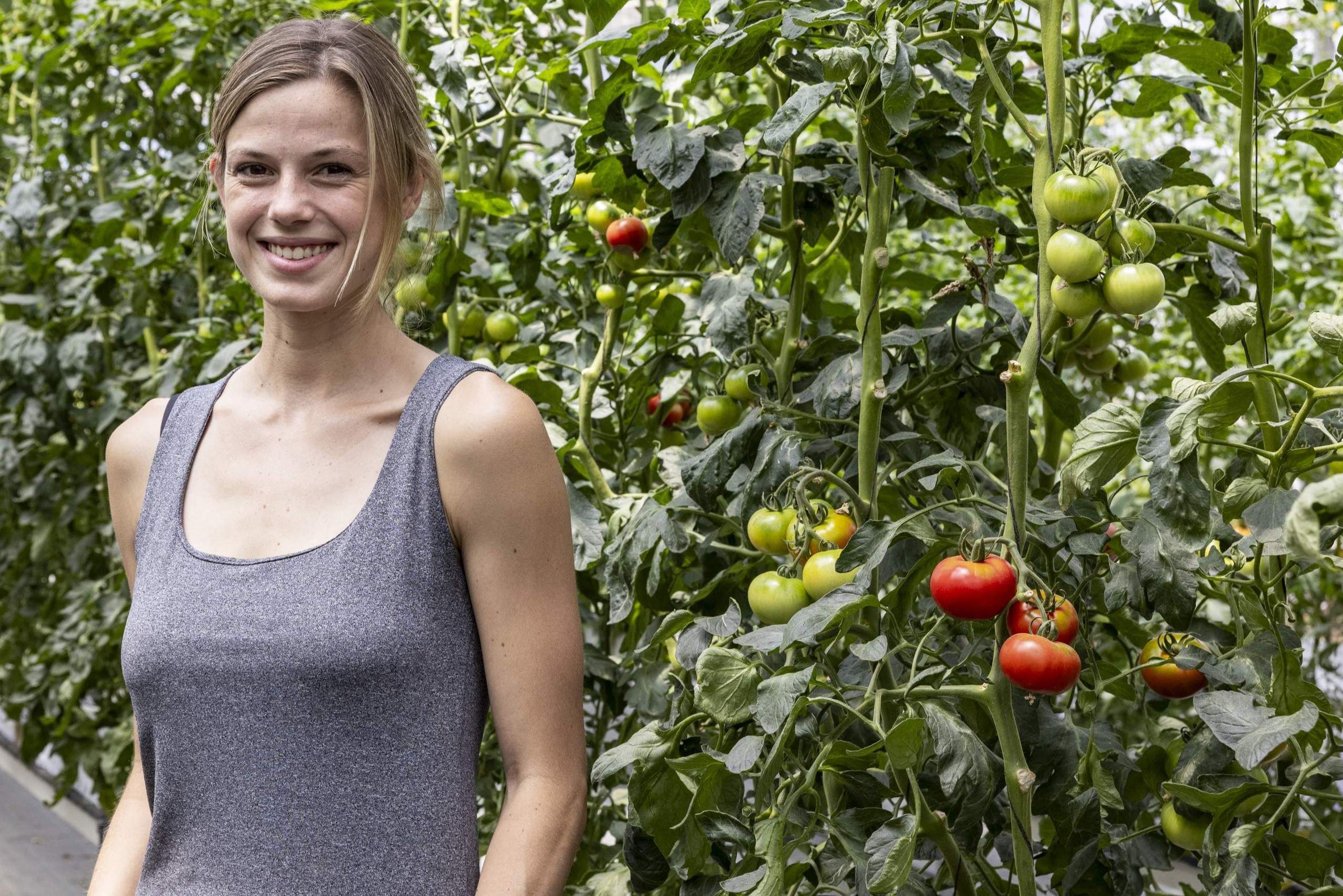Laura Ballester tècnica agrícola Ametller Origen foto Carlos Baglietto
