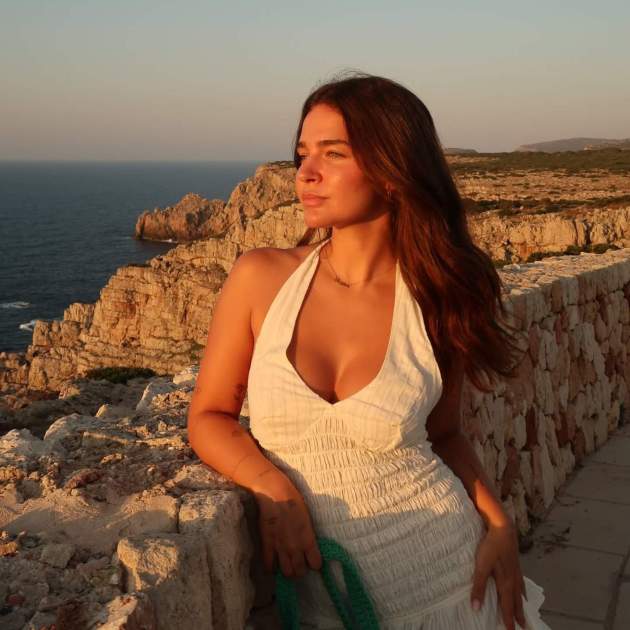 Laura Escanes / Instagram Laura Escanes / Instagram
