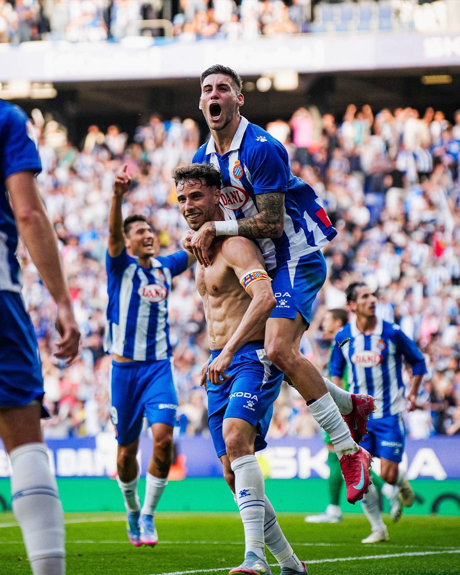 El nou Espanyol il·lusiona: l'afició afronta amb ganes la temporada del 125è aniversari del club