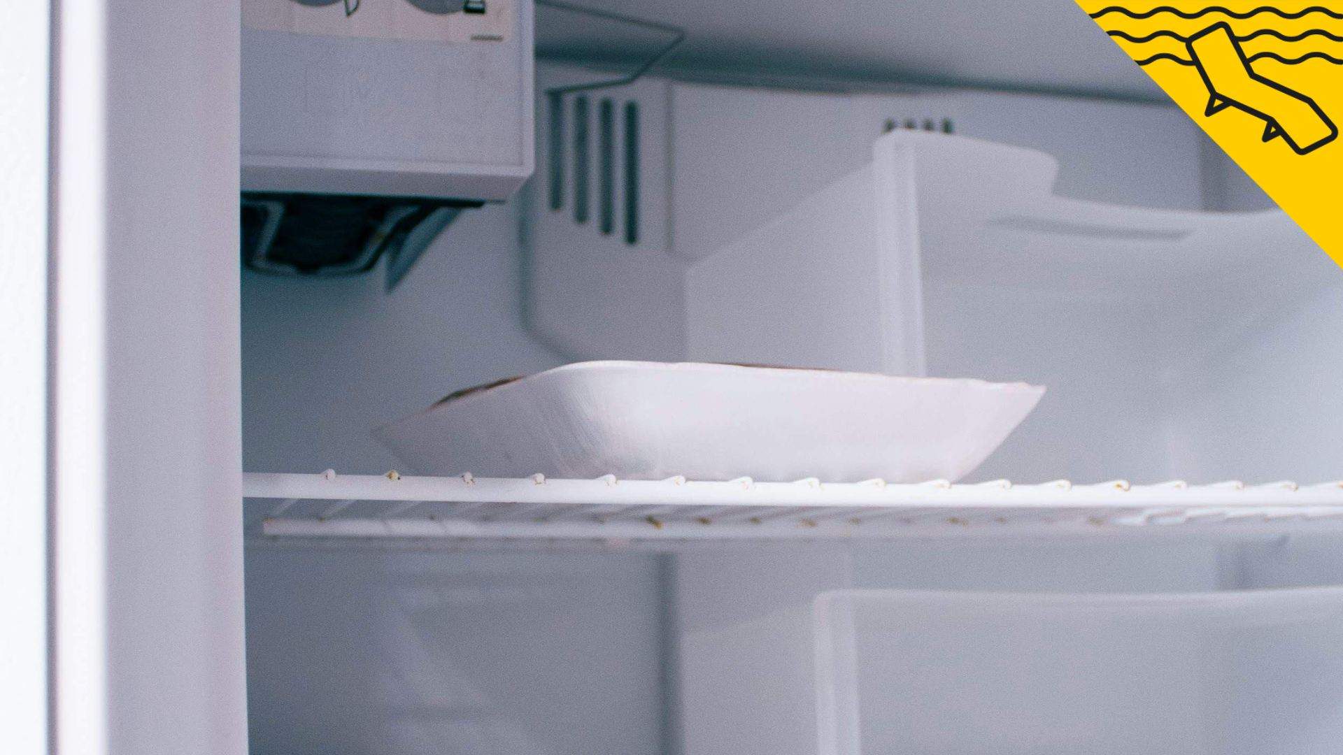 El popular truco de las bolas de papel de aluminio en el congelador que te facilitará la vida