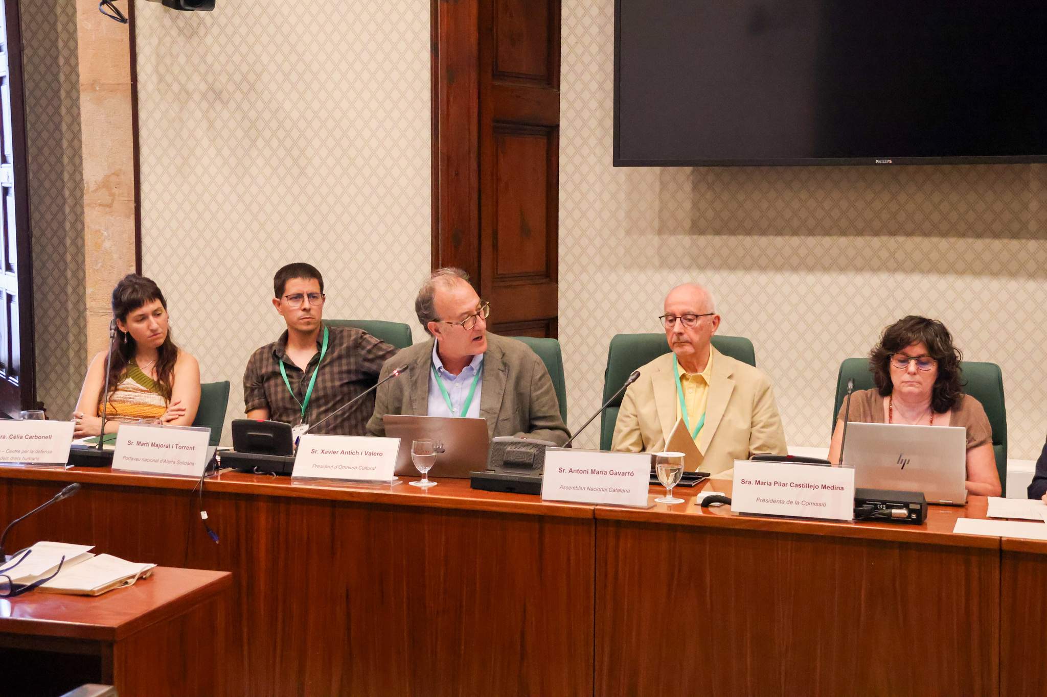 Òmnium, ANC, Irídia i Alerta Solidària exigeixen reformes amb les infiltracions policials al Parlament