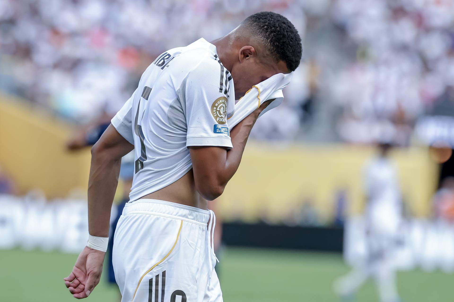 La premsa esportiva, sense pietat després de la desfeta del Reial Madrid: "Pallissa històrica"