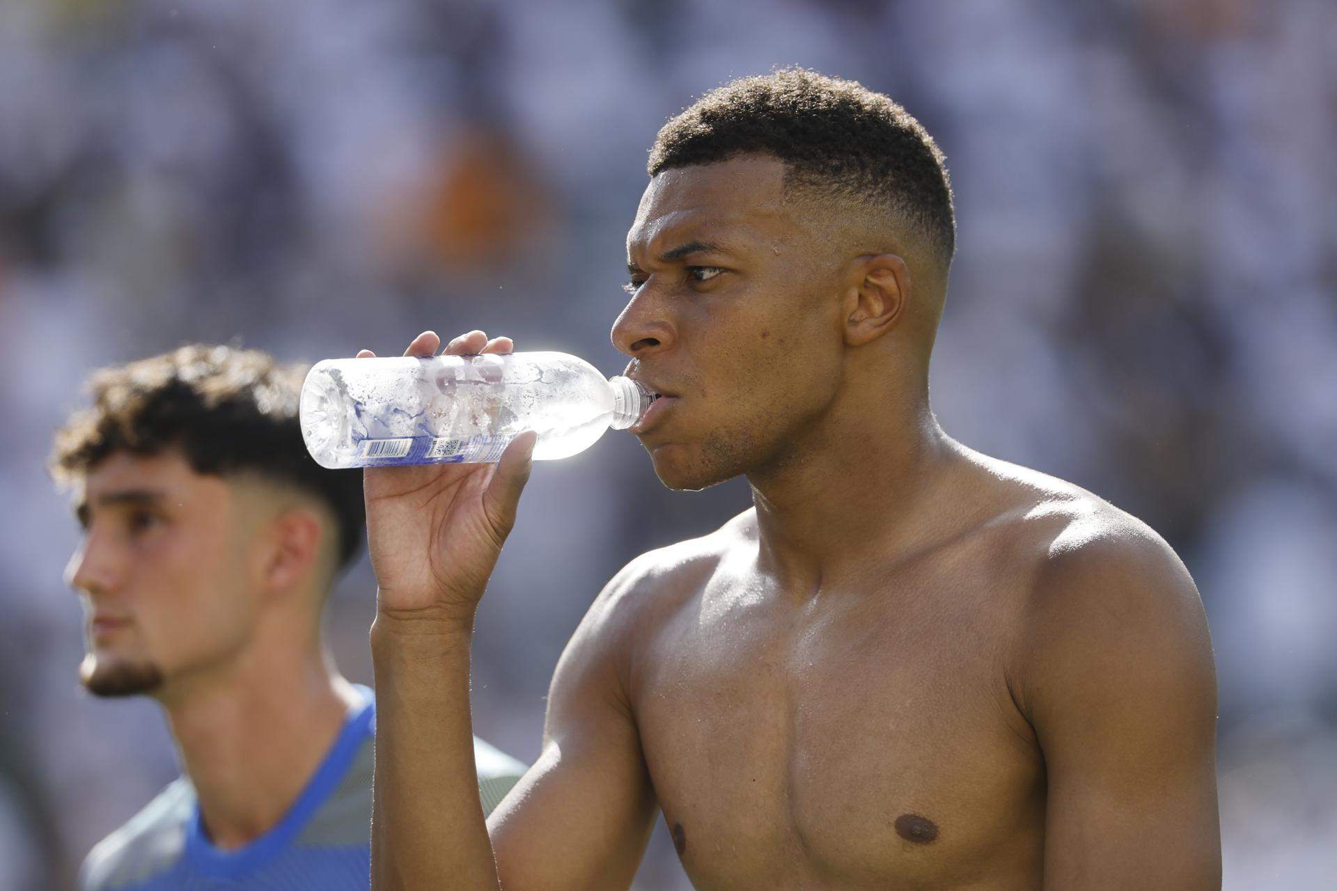 La lección de Luis Enrique a Mbappé que se hace realidad un año después: "Tienes que dar este ejemplo"