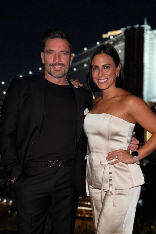 juliangil 1747105525 3631306795977472663 1098176 juliangil 1747105525 3631306795977472663 1098176