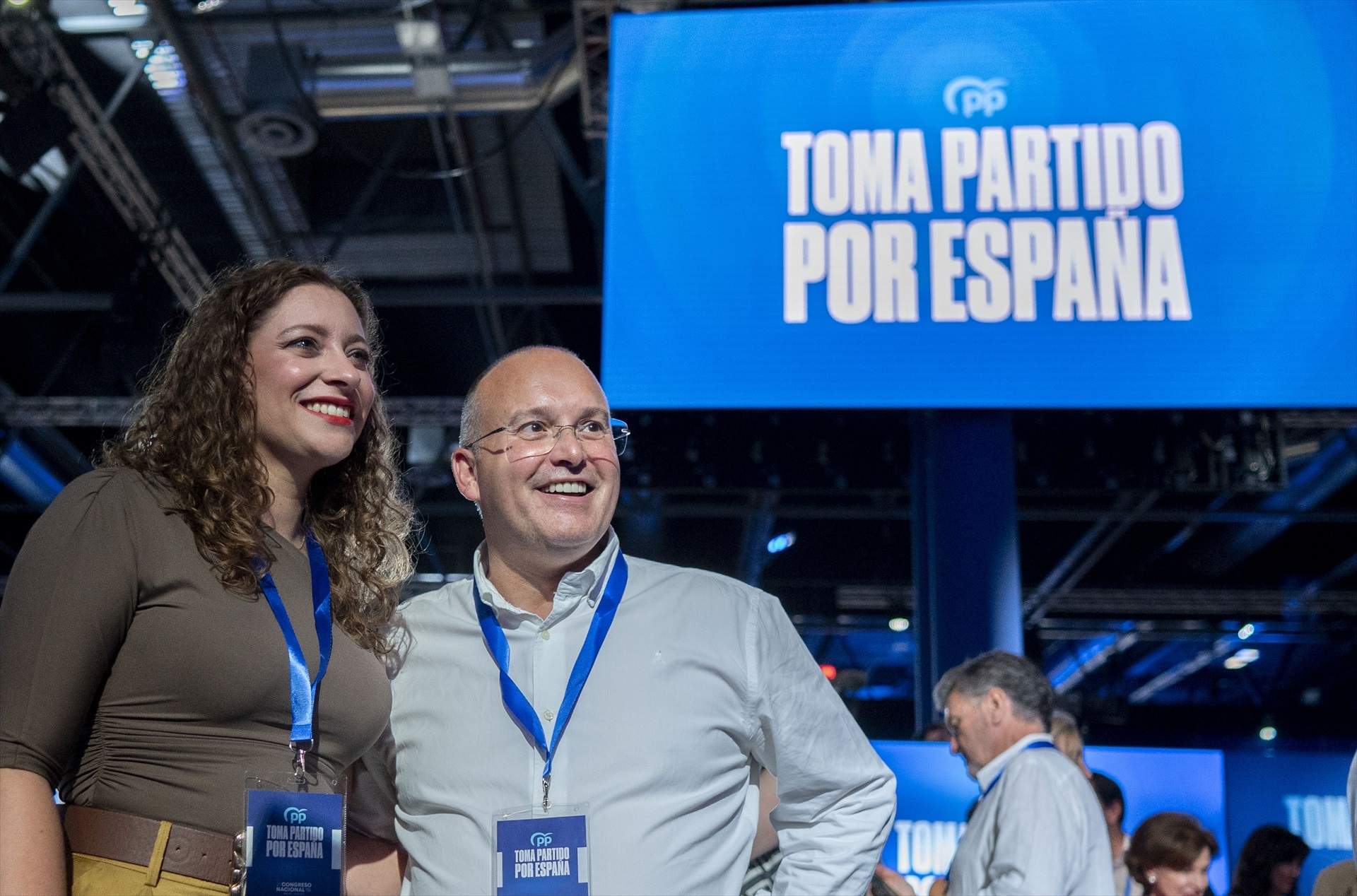 El PP vuelve a la carga relacionando a Sánchez con la prostitución por las saunas de su suegro