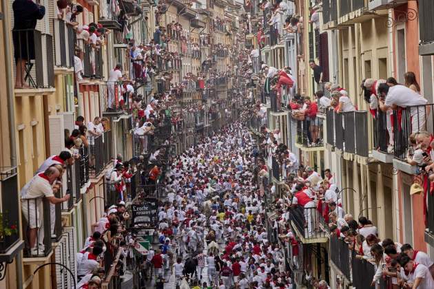 txupinazo san fermines Foto: Ruben Albarran / Europa Press txupinazo san fermines Foto: Ruben Albarran / Europa Press