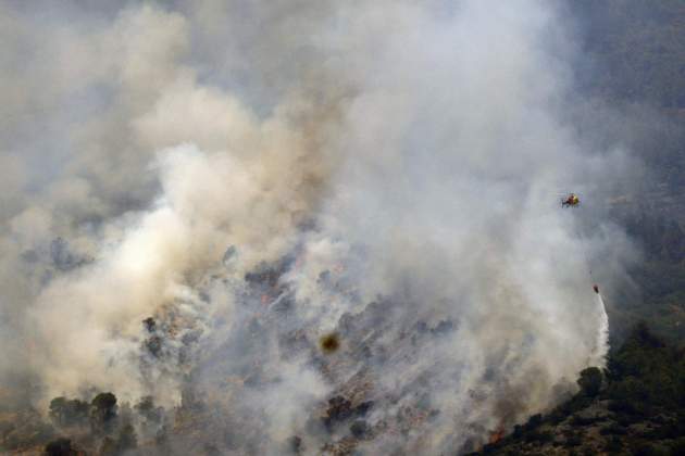 incendi paüls Foto: Quique García / Efe incendi paüls Foto: Quique García / Efe