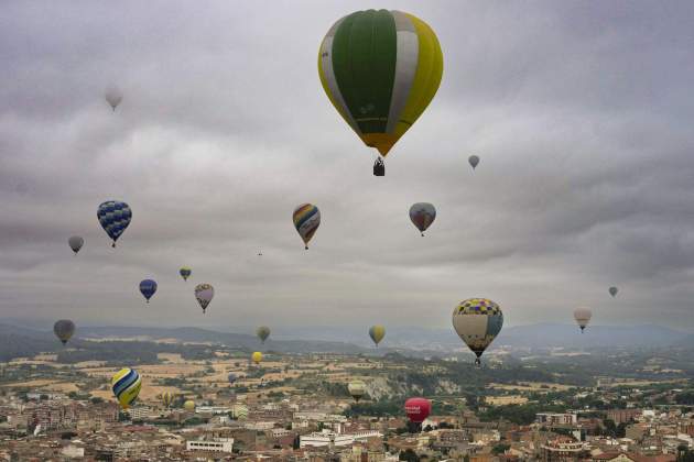 balloon festival igualada Foto: Enric Fontcuberta / Efe balloon festival igualada Foto: Enric Fontcuberta / Efe