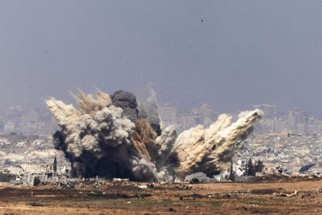 israel atac aeri a gaza Foto: Atef Safadi / Efe israel atac aeri a gaza Foto: Atef Safadi / Efe