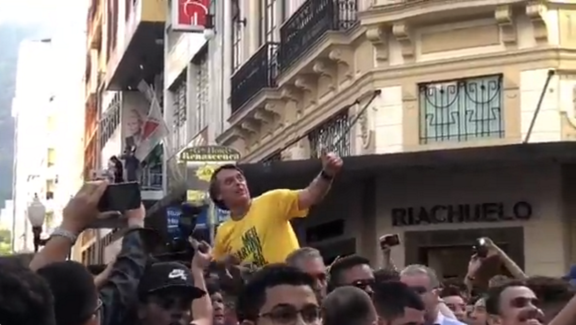 VÍDEO: Apuñalan a un candidato ultra en Brasil