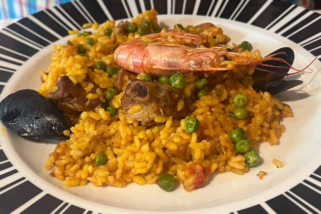 Paella Los Abetos / Foto: Rosa Molinero Trias Paella Los Abetos / Foto: Rosa Molinero Trias