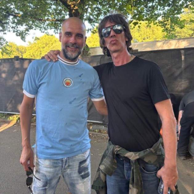 Pep Guardiola con Richard Ashcroft concierto Oasis X, Twitter Pep Guardiola con Richard Ashcroft concierto Oasis X, Twitter