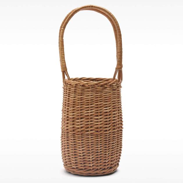 Cesta larga de ratán Cesta larga de ratán