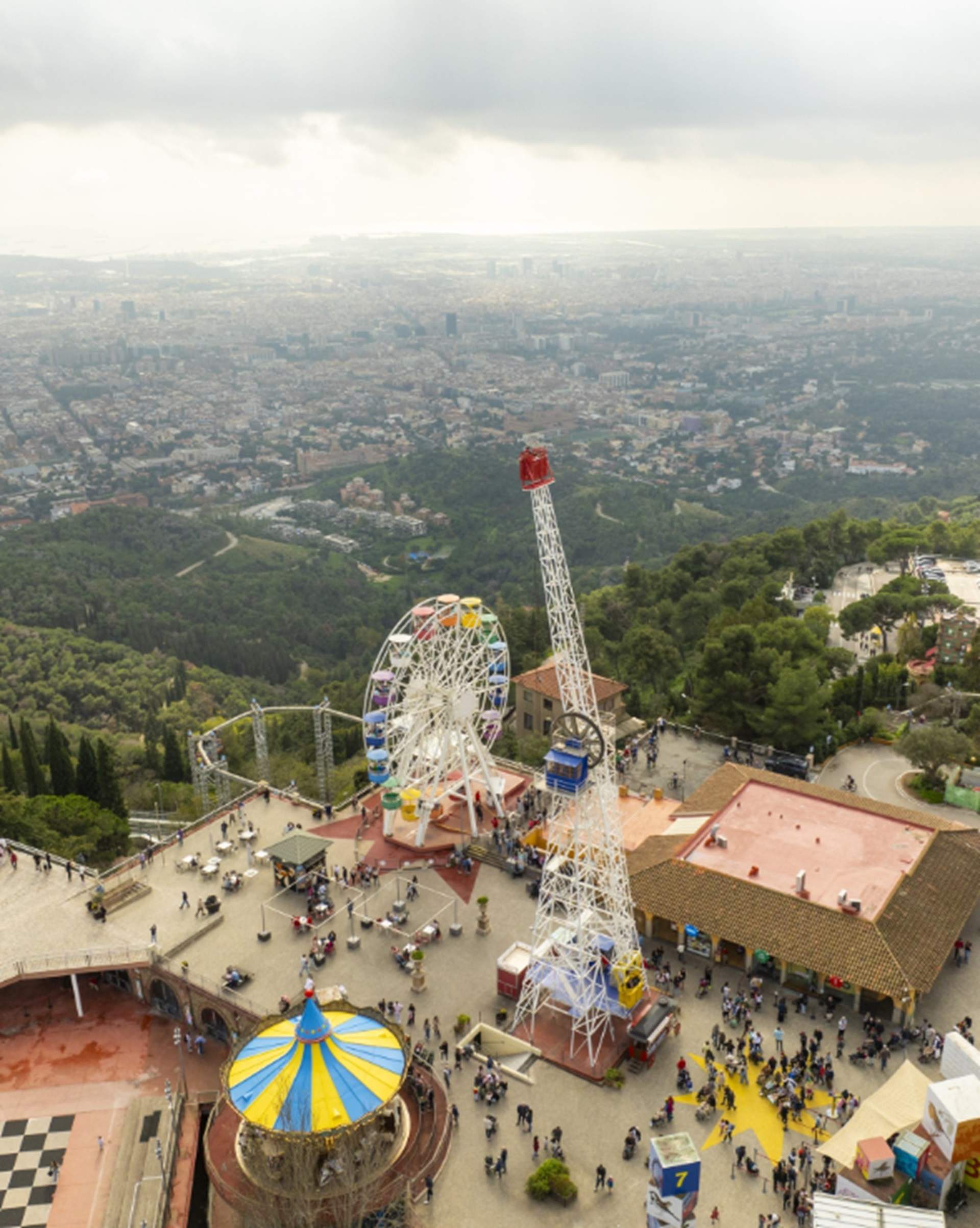 El Tibidabo es convertirà en Hollywood: 'Barcelona' apareixerà en lletres gegants al mirador