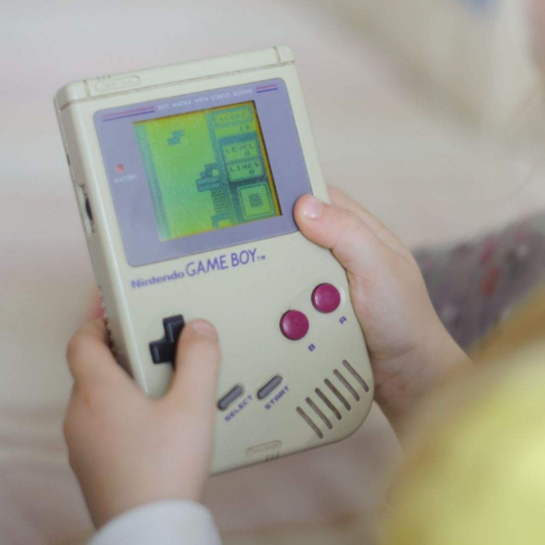 Si vas créixer amb la Game Boy, aquesta consola retro et farà tornar a la infància