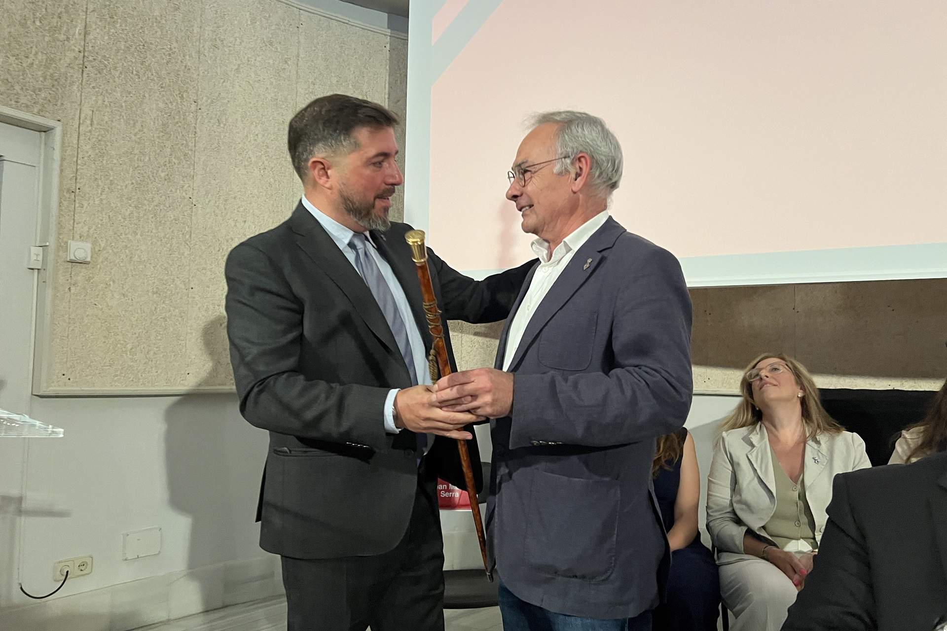 Triomfa la moció de censura a Puigcerdà: Joan Manel Serra, nou alcalde en substitució de Jordi Gassió