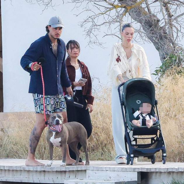Carlo Costanzia i Alejandra Rubio passejant Gtres Carlo Costanzia i Alejandra Rubio passejant Gtres