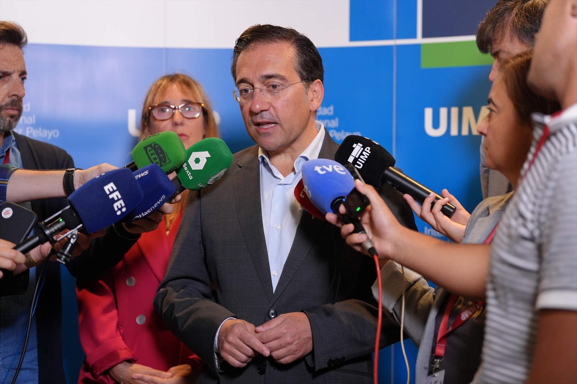 Albares admet que manca "unanimitat" pel català a Europa i denuncia "discriminació" cap a Espanya