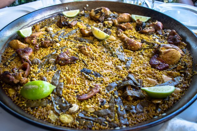 Paella valenciana