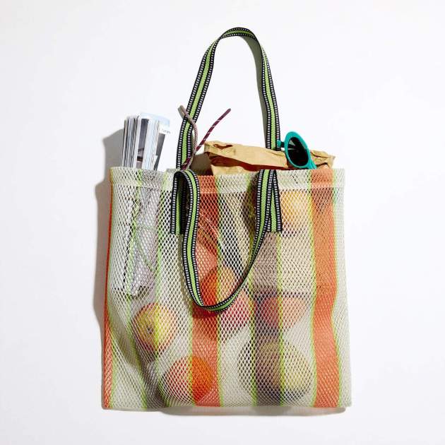 Bossa shopper de reixeta amb ratlles Bossa shopper de reixeta amb ratlles