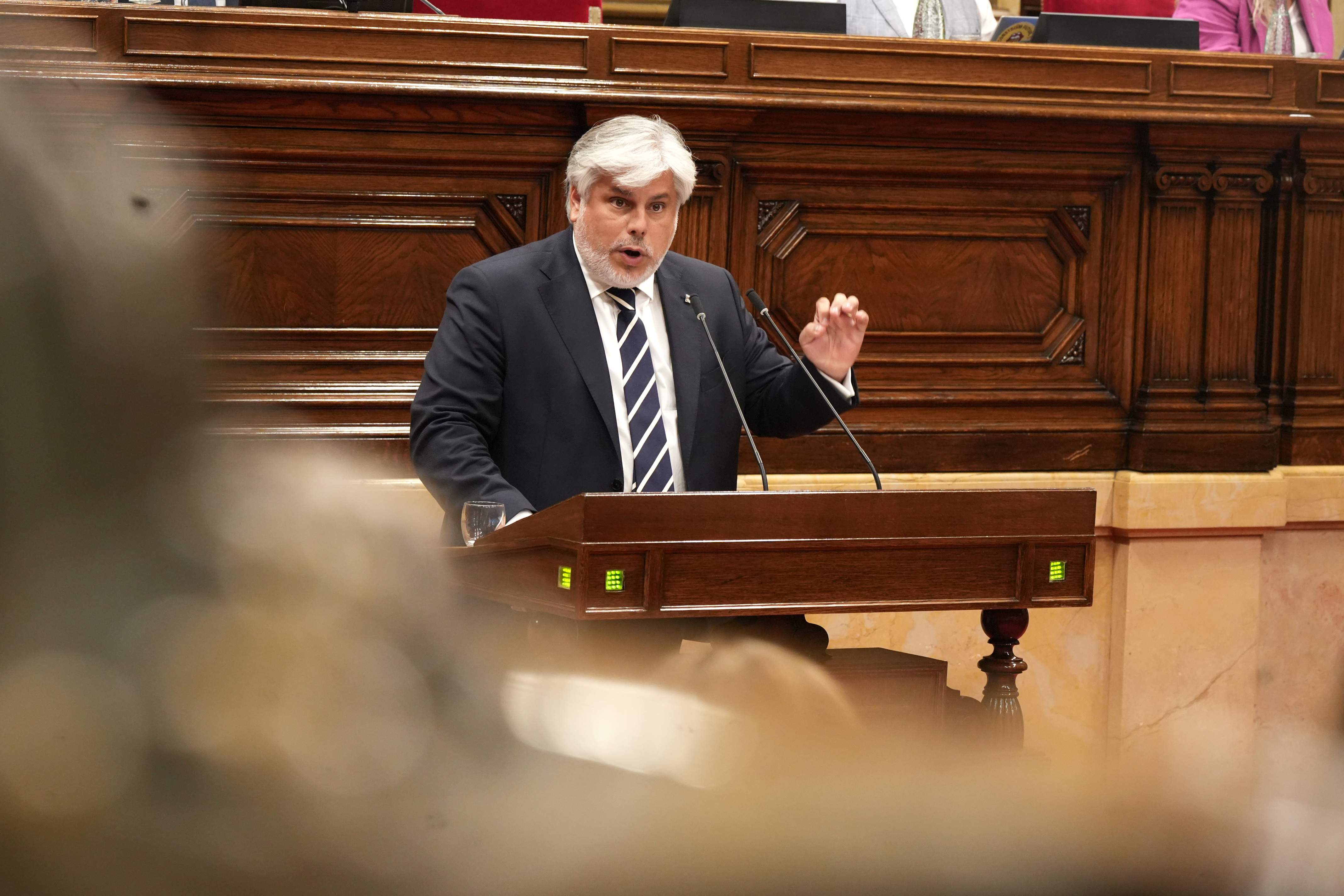 Junts carga contra PSOE i PP por el estado de las infraestructuras catalanas: "Tienen el país colapsado"