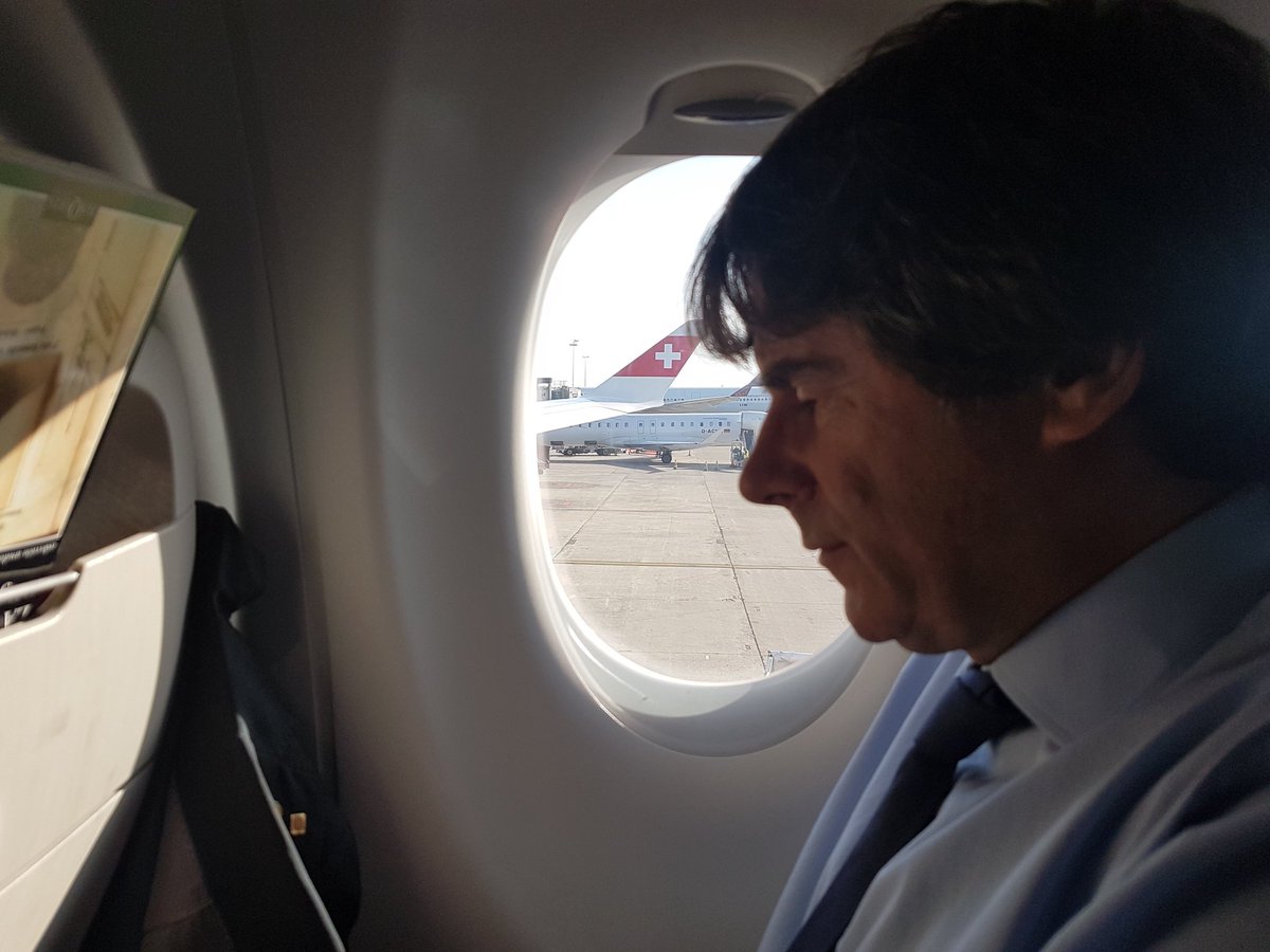 Puigdemont viaja a Suiza