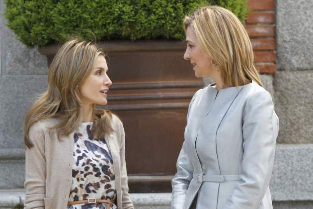 La infanta Cristina i Letícia a Marivent La infanta Cristina i Letícia a Marivent