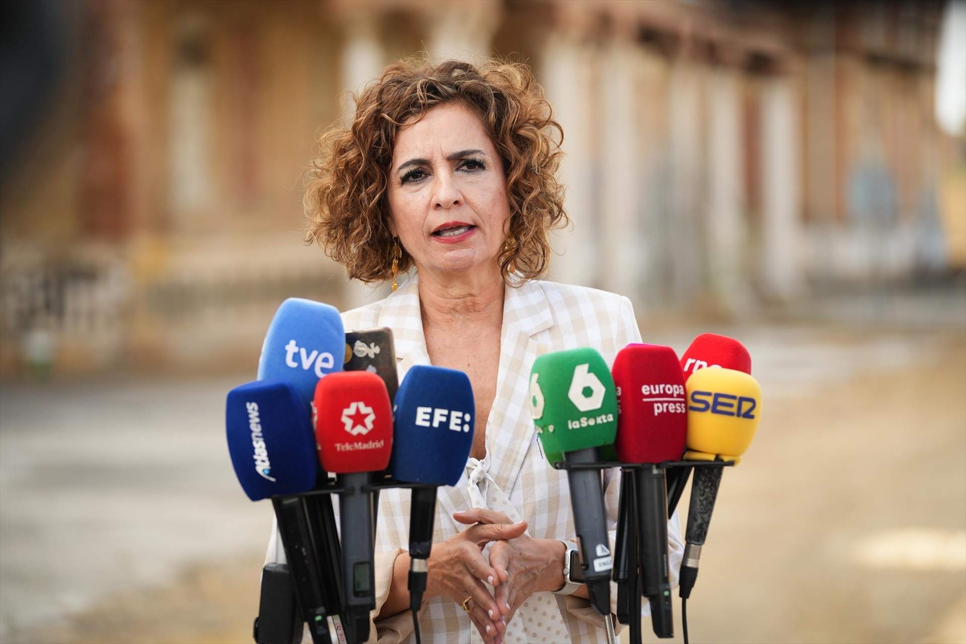 Els inspectors d'Hisenda veuen "impossible" el finançament acordat i demanen la dimissió de Montero