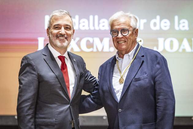 Lliurament medalles d'or alcaldes i alcaldessa de Barcelona / Foto: Carlos Baglietto Lliurament medalles d'or alcaldes i alcaldessa de Barcelona / Foto: Carlos Baglietto