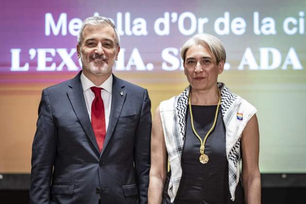 Lliurament medalles d'or alcaldes i alcaldessa de Barcelona / Foto: Carlos Baglietto Lliurament medalles d'or alcaldes i alcaldessa de Barcelona / Foto: Carlos Baglietto