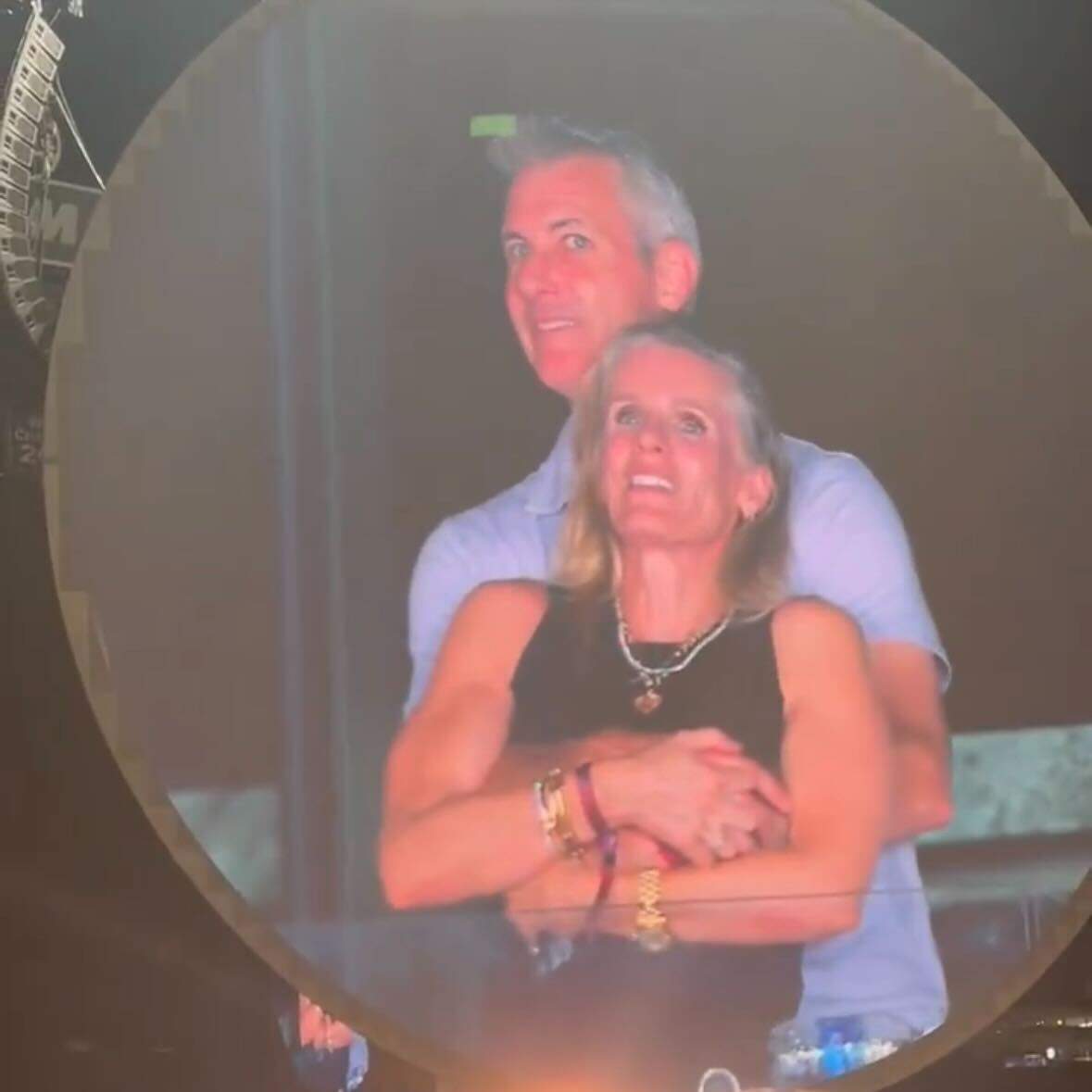 Quien es quien en el 'affaire' del concierto de Coldplay que da la vuelta al mundo: CEO y jefa de RRHH