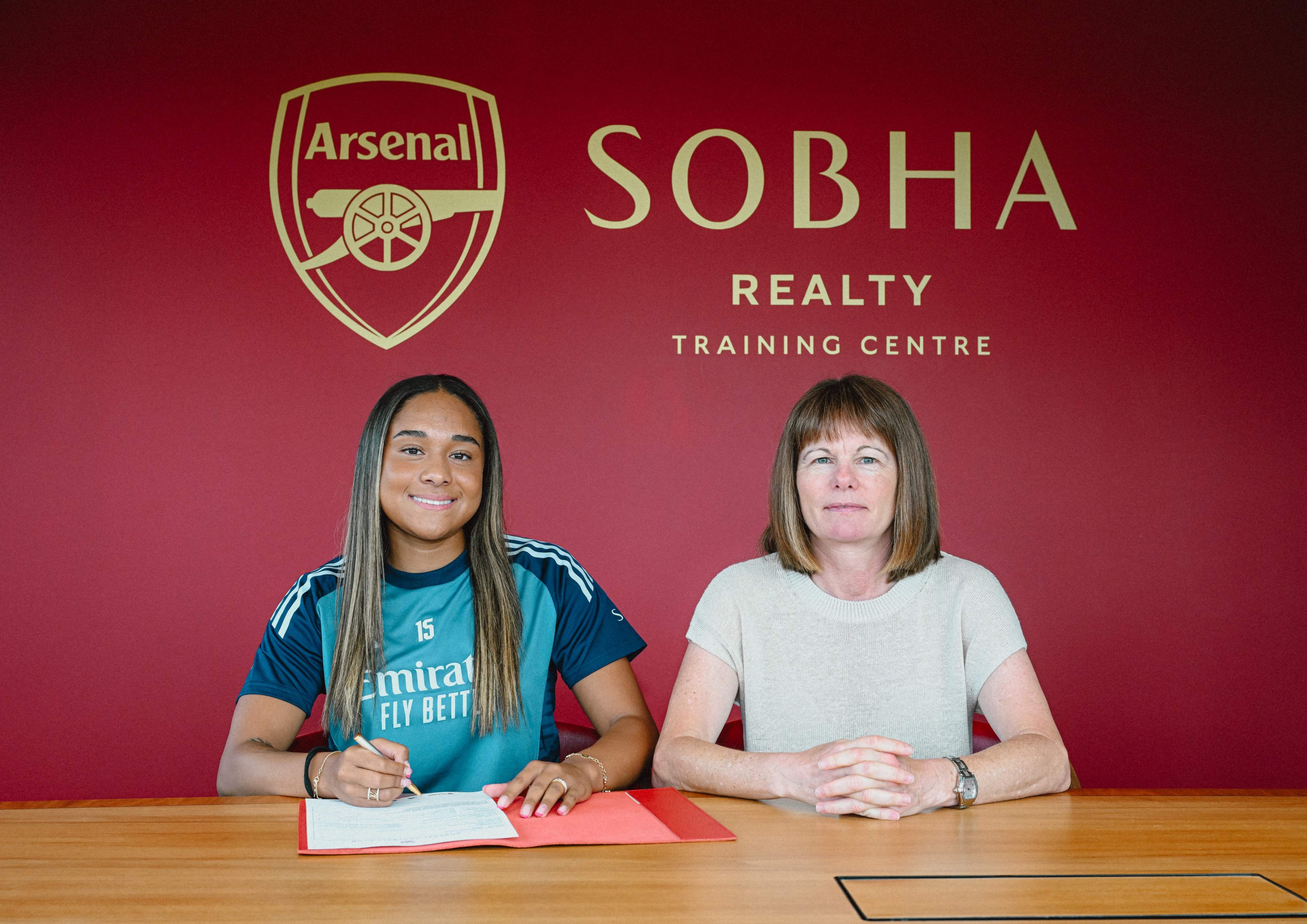 Más que un reto para el Barça: el Arsenal cierra el fichaje más caro de la historia del fútbol femenino