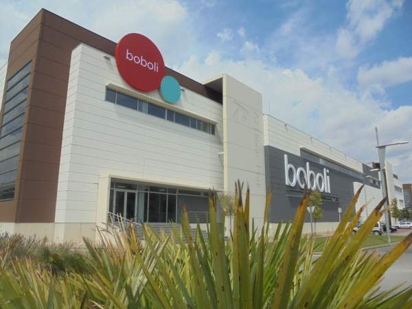 La seu corporativa i centre de distribució de la marca de moda infantil Boboli, a Llinars del Vallès (Barcelona) La seu corporativa i centre de distribució de la marca de moda infantil Boboli, a Llinars del Vallès (Barcelona)
