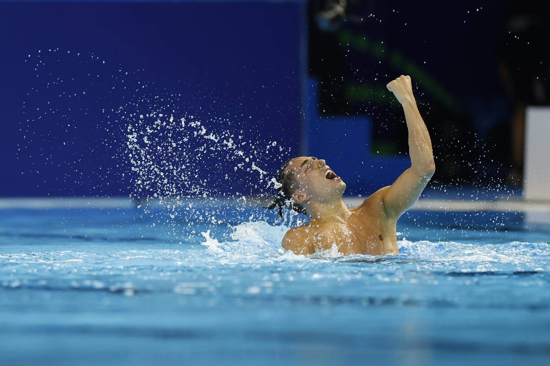 Dennis González fa història en el Mundial de Singapur: plata a la final del solo tècnic masculí