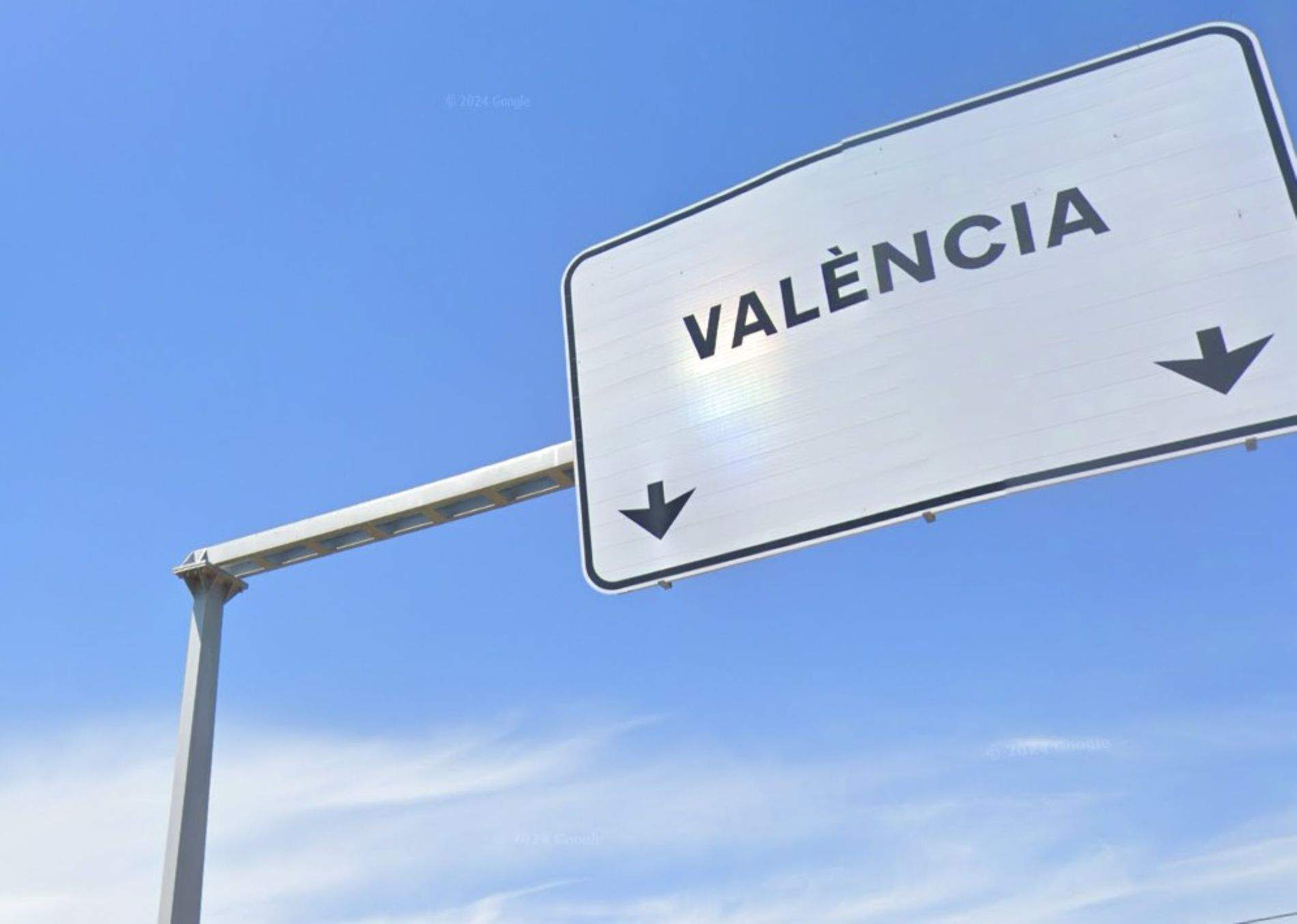 El PP i Vox imposen el canvi de nom de València: en castellà i amb l'accent no normatiu en català