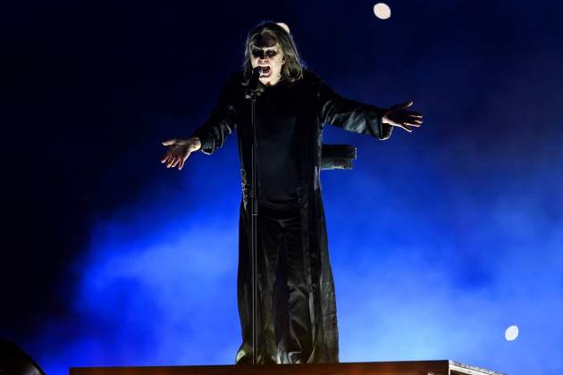 EuropaPress 4620318 08 august 2022 united kingdom birmingham ozzy osbourne performs on estada EuropaPress 4620318 08 august 2022 united kingdom birmingham ozzy osbourne performs on estada