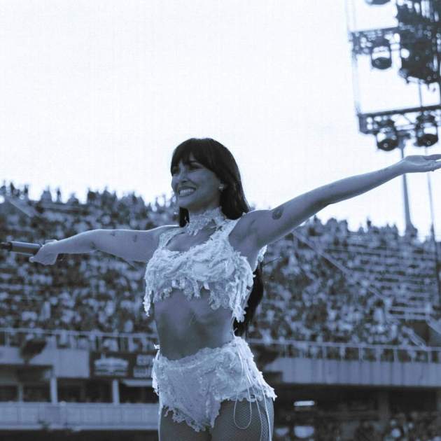 Aitana actuant a l'Estadi Olímpic Instagram Aitana actuant a l'Estadi Olímpic Instagram