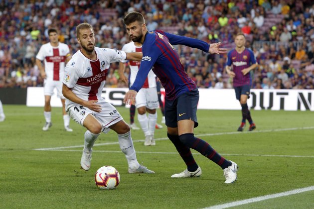 Gerard Piqué Barça Osca EFE