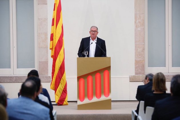 EL NACIONAL joan soler medalla honor parlament - sergi alcazar EL NACIONAL joan soler medalla honor parlament - sergi alcazar