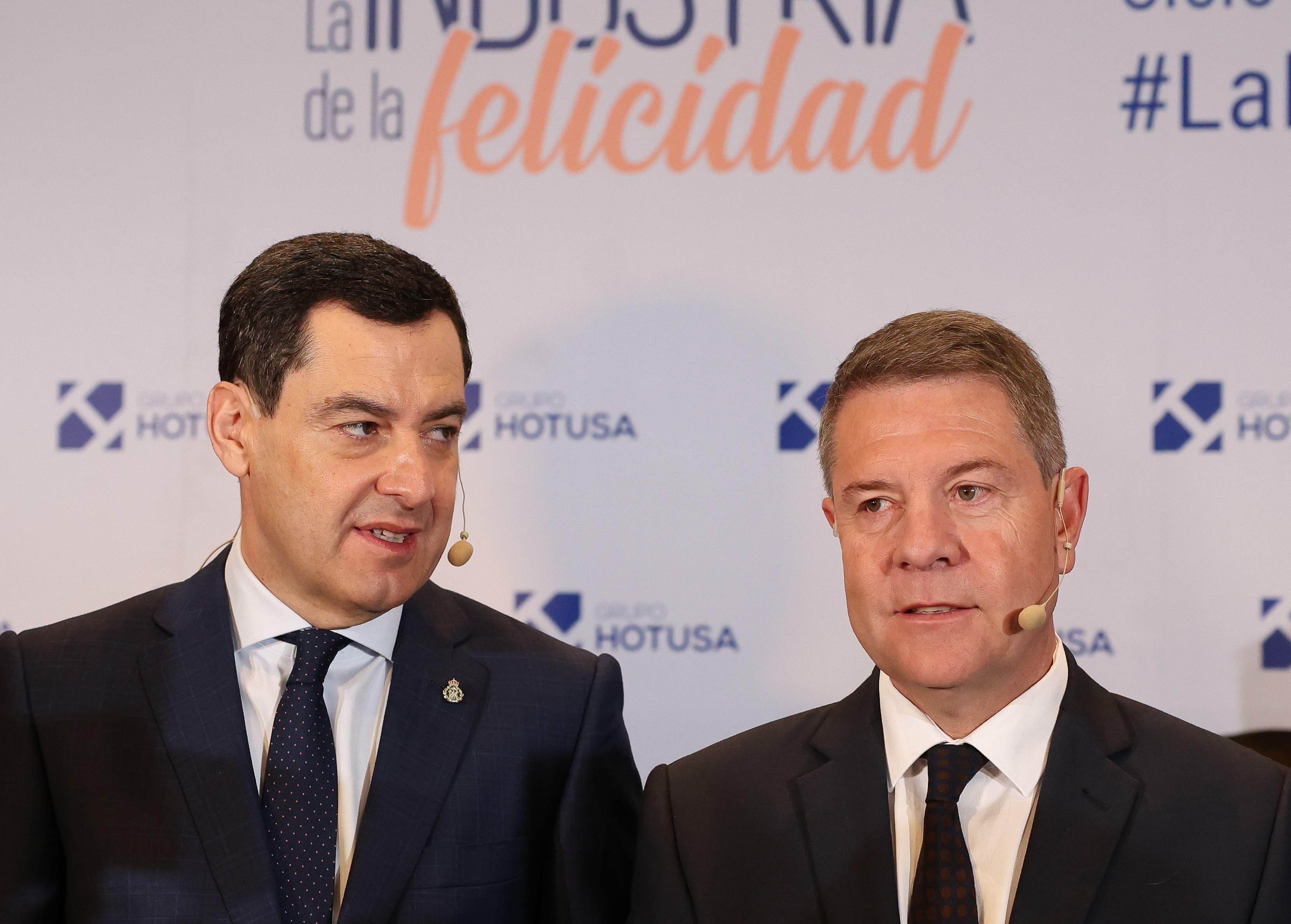 El president de la Junta d'Andalusia, Juanma Moreno, i el president de Castella-la Manxa, Emiliano García-Page
